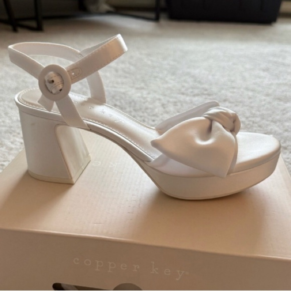 Copper Key Lux Satin Bow Platform Sandals White 7.5M